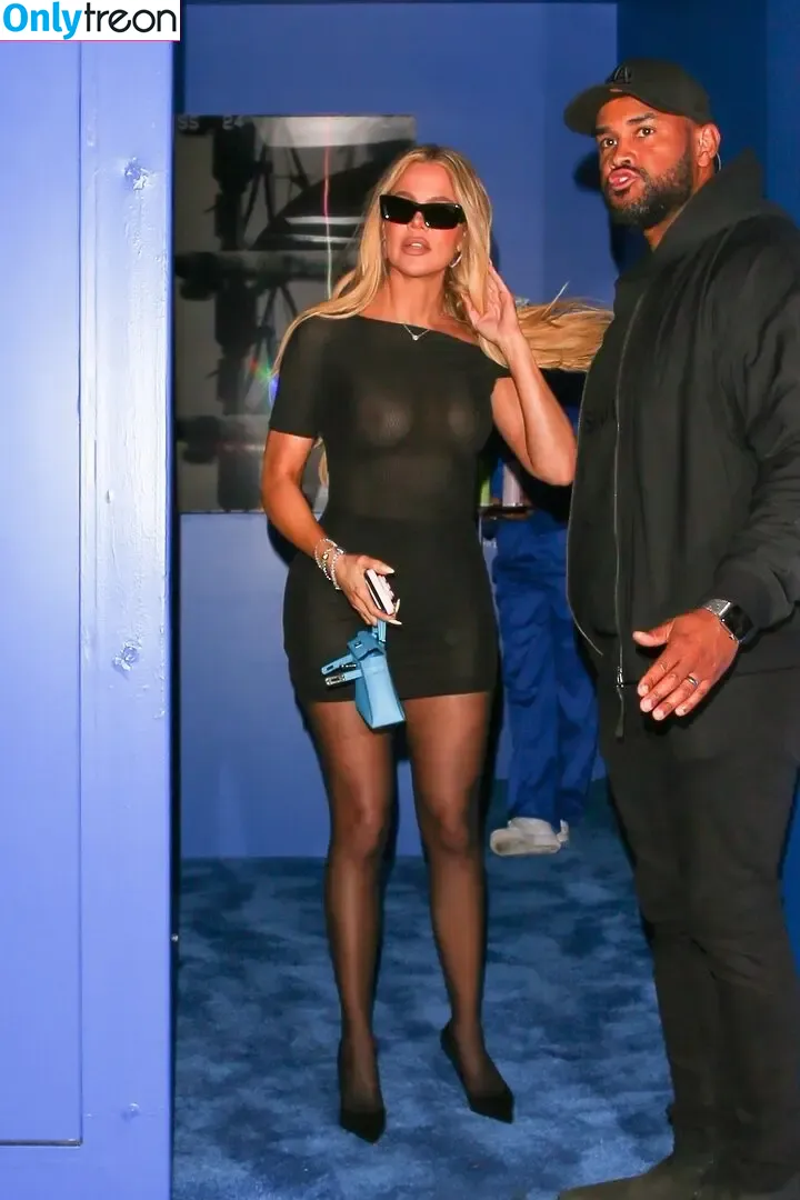 Khloe Kardashian nude photo #0395 (khloekardashian)