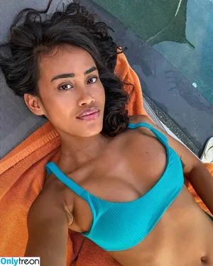 Kiana.pix / kianadoesit nude photo #0110