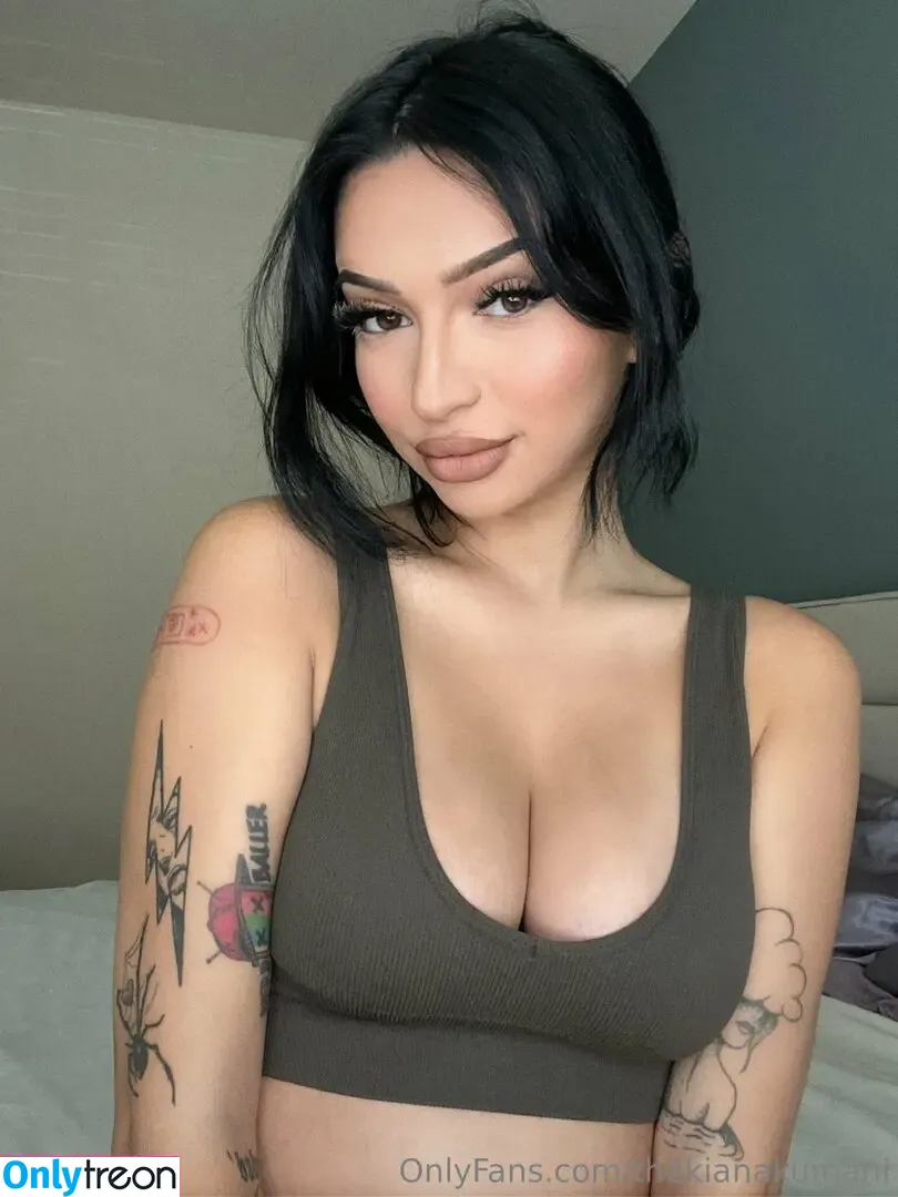 kianawyld nude photo #0009 (kianawyld)