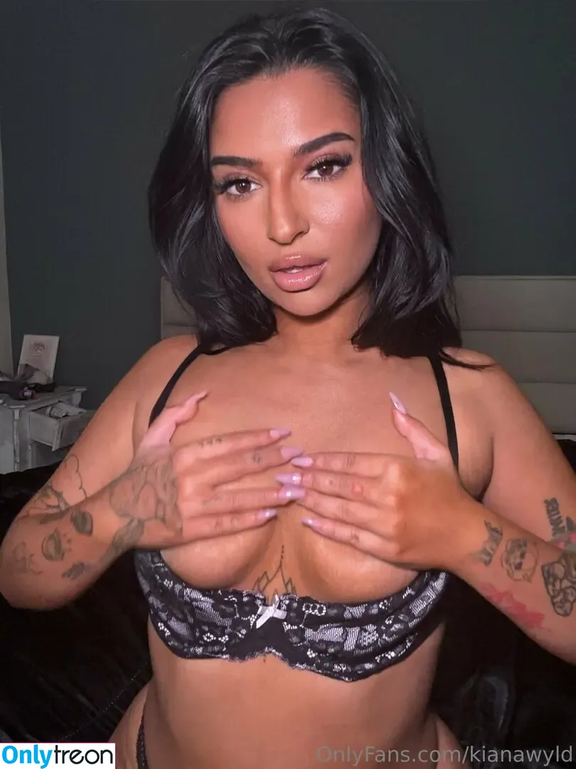 kianawyld nude photo #0030 (kianawyld)