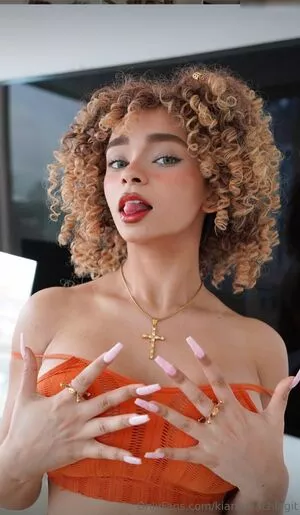 Kiara Peachy /  / KiaraPeach / KiaraPeachy / kiarapeachlegit nude photo #0047