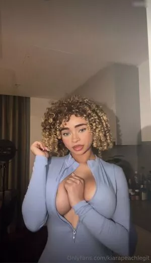 Kiara Peachy /  / KiaraPeach / KiaraPeachy / kiarapeachlegit nude photo #0095