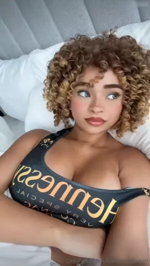 Kiara Peachy /  / KiaraPeach / KiaraPeachy / kiarapeachlegit nude photo #0109