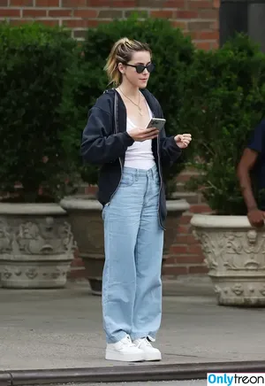 Kiernan Shipka / AdventuresSabrina / kiernanshipka фото голая #2332