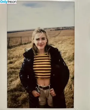 Kiernan Shipka / AdventuresSabrina / kiernanshipka фото голая #2359