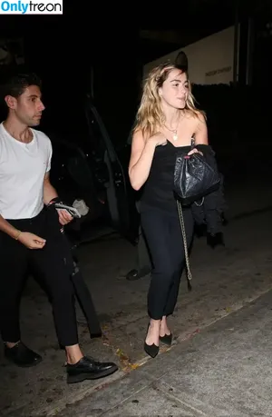 Kiernan Shipka / AdventuresSabrina / kiernanshipka фото голая #2447