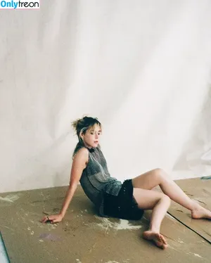Kiernan Shipka / AdventuresSabrina / kiernanshipka фото голая #2476