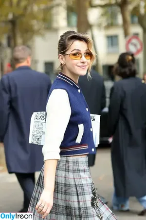 Kiernan Shipka / AdventuresSabrina / kiernanshipka фото голая #2522