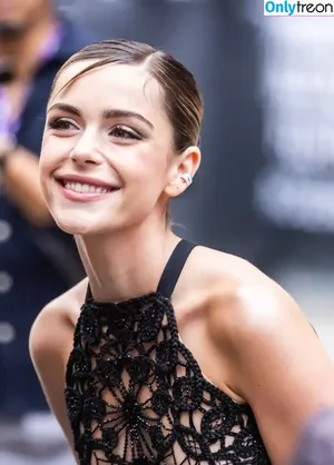 Kiernan Shipka / AdventuresSabrina / kiernanshipka фото голая #2550
