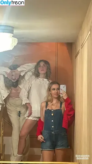Kiernan Shipka / AdventuresSabrina / kiernanshipka фото голая #2603