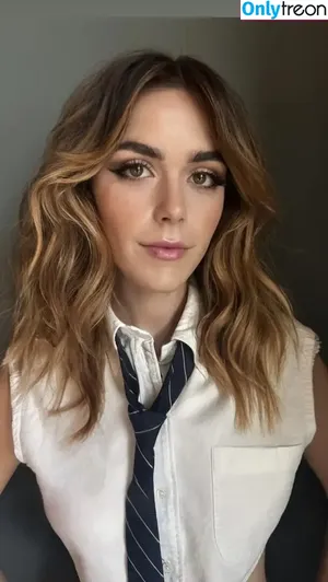 Kiernan Shipka / AdventuresSabrina / kiernanshipka фото голая #2626