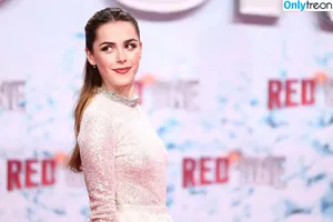 Kiernan Shipka / AdventuresSabrina / kiernanshipka фото голая #2633