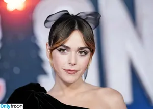 Kiernan Shipka / AdventuresSabrina / kiernanshipka фото голая #2738
