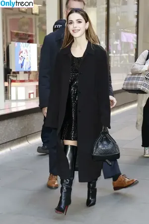 Kiernan Shipka / AdventuresSabrina / kiernanshipka фото голая #2766