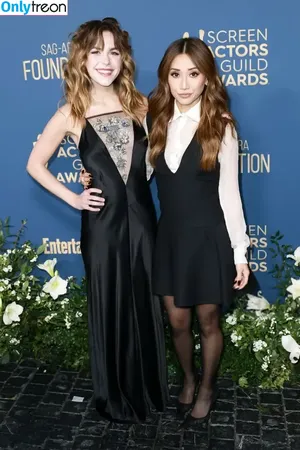 Kiernan Shipka / AdventuresSabrina / kiernanshipka фото голая #2921