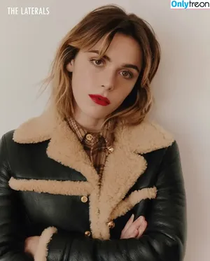 Kiernan Shipka / AdventuresSabrina / kiernanshipka фото голая #2951