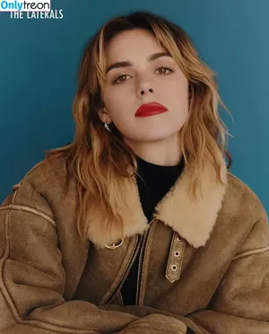 Kiernan Shipka / AdventuresSabrina / kiernanshipka фото голая #2954