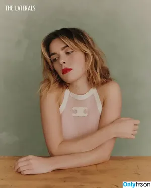 Kiernan Shipka / AdventuresSabrina / kiernanshipka фото голая #2958