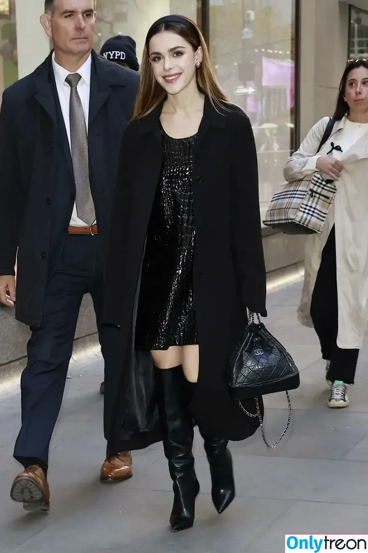 Kiernan Shipka голая photo #2764 (AdventuresSabrina / kiernanshipka)