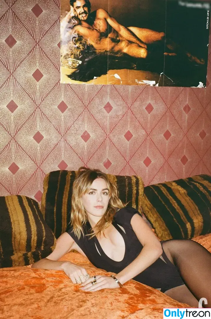 Kiernan Shipka голая photo #2843 (AdventuresSabrina / kiernanshipka)