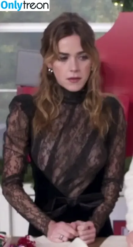 Kiernan Shipka голая photo #3014 (AdventuresSabrina / kiernanshipka)
