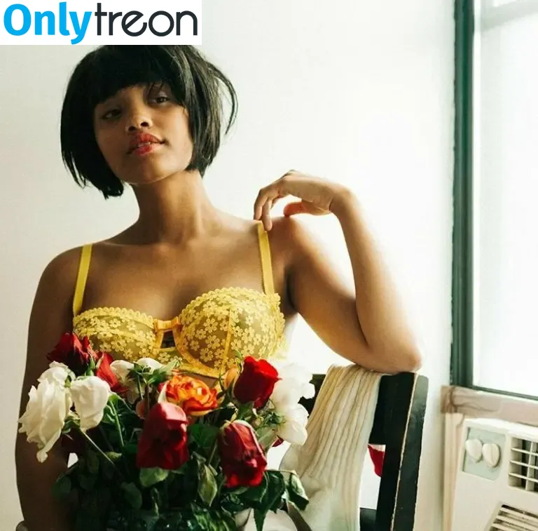 Kiersey Clemons nude photo #0003 (kiersey)