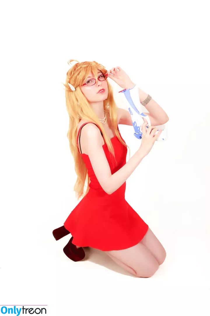 Kiki Glitter Cosplay голая photo #0190 (KikiGlitterCos / kiki_glitter_cosplay / kikifitcosplay)