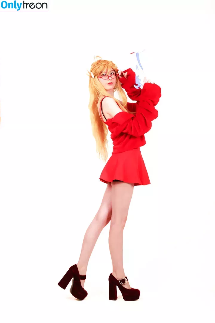 Kiki Glitter Cosplay голая photo #0210 (KikiGlitterCos / kiki_glitter_cosplay / kikifitcosplay)