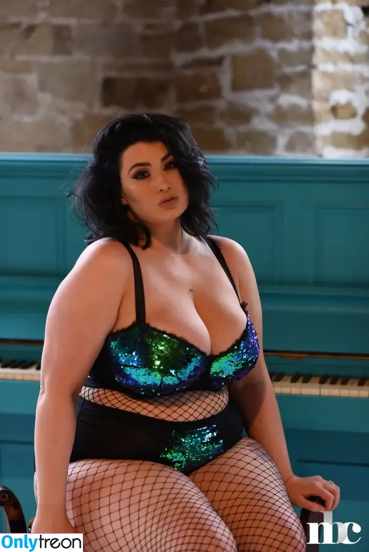 Kiki NothingButCurves голая photo #0002 (Kiki NothingButCurves)