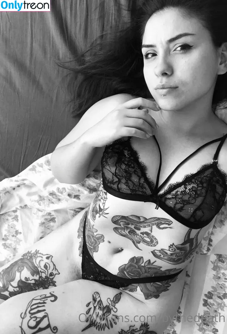 kikithedeath nude photo #0019 (kikithedeath)