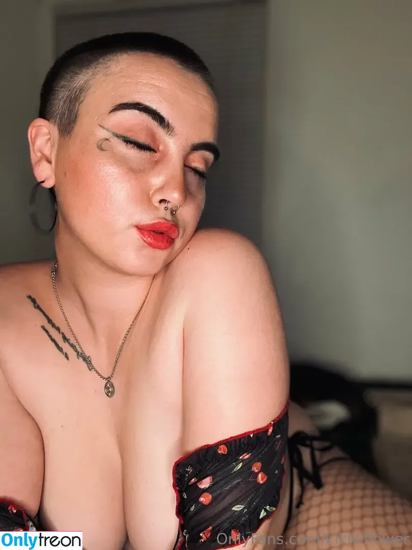 kikiwflower nude photo #0043 (kikiwhoreflower_)