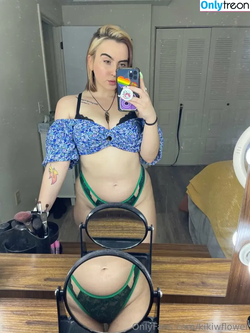 kikiwflower nude photo #0145 (kikiwhoreflower_)