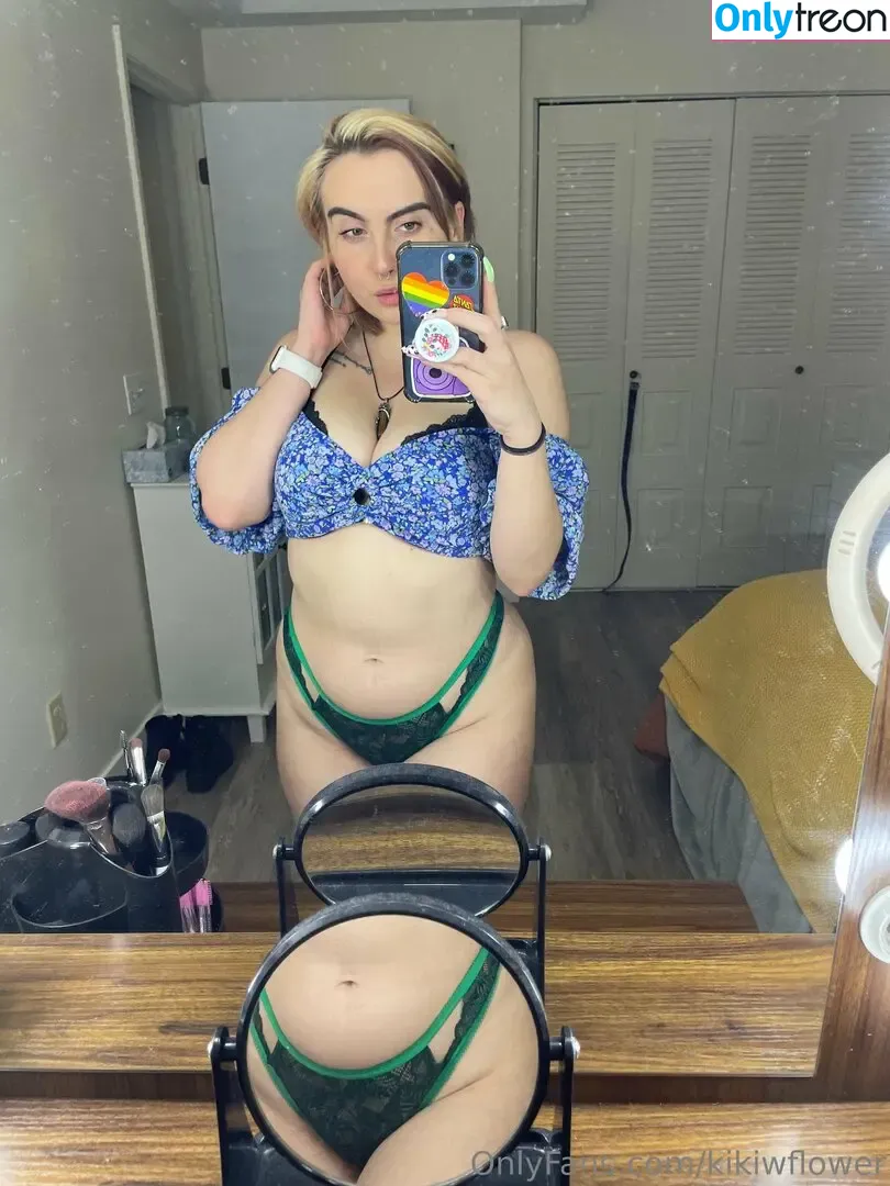kikiwflower nude photo #0147 (kikiwhoreflower_)