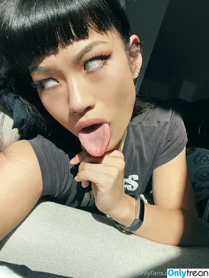 Kikiwongo nude photo #0001