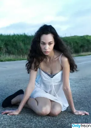 Kiko Mizuhara / i_am_kiko nude photo #0110