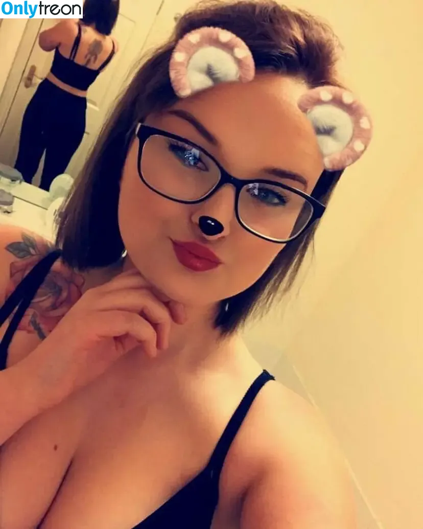 Kim Centamore nude photo #0010 (kimcentamore)