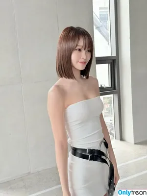 Kim Chaewon / _chaechae_1 / 김채원 Le Sserafim nude photo #0002