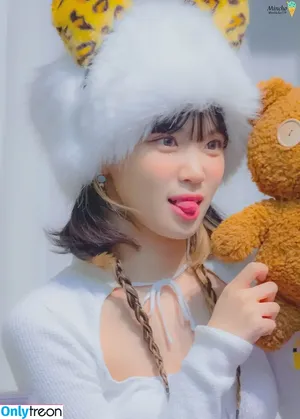 Kim Chaewon / _chaechae_1 / 김채원 Le Sserafim nude photo #0143