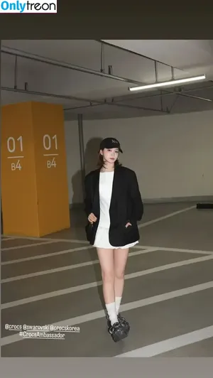 Kim Chaewon / _chaechae_1 / 김채원 Le Sserafim фото голая #0159
