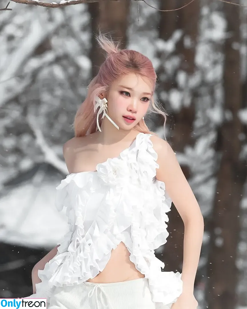 Kim Chaewon nude photo #0052 (_chaechae_1 / 김채원 Le Sserafim)