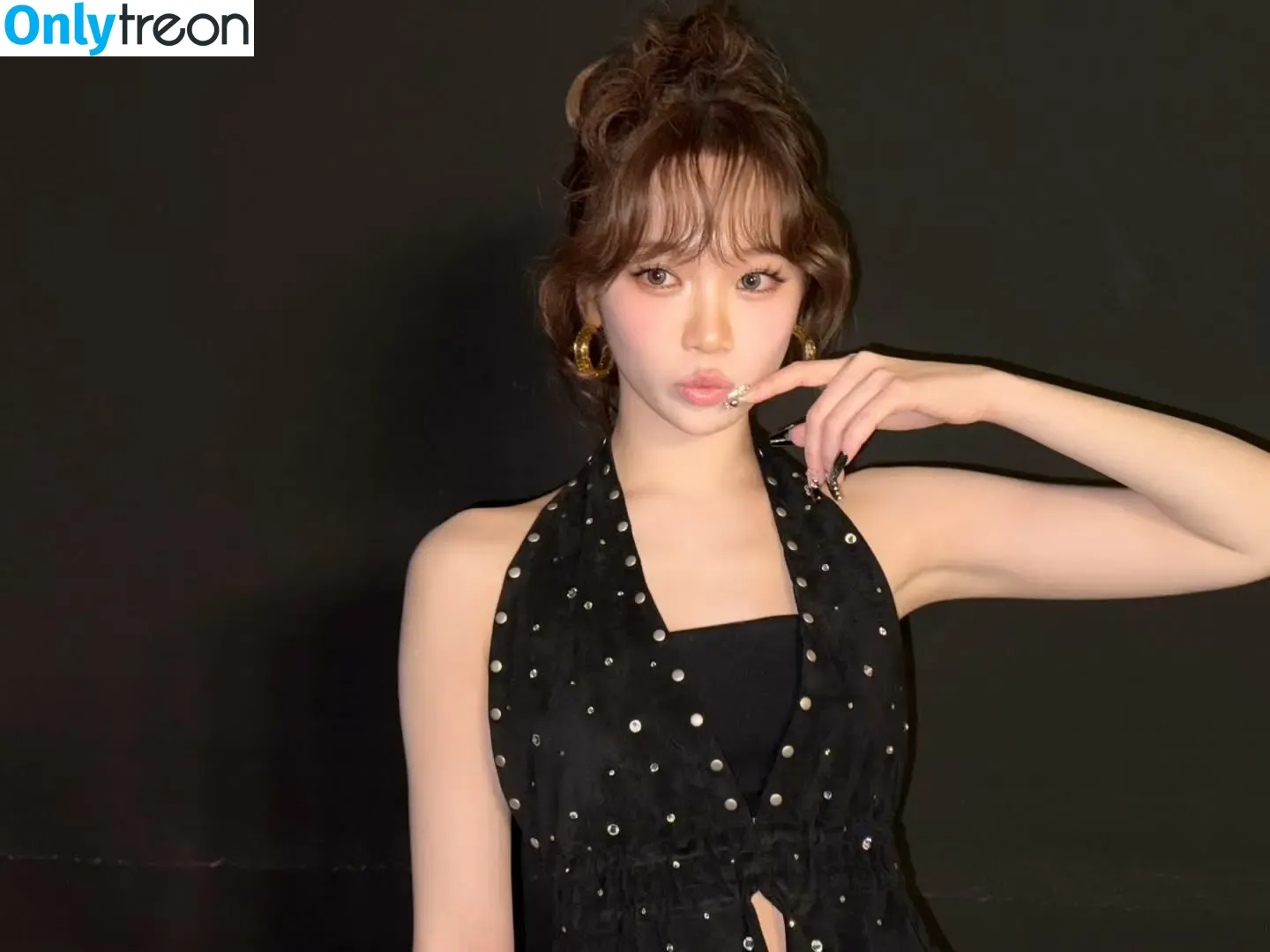 Kim Chaewon nude photo #0066 (_chaechae_1 / 김채원 Le Sserafim)