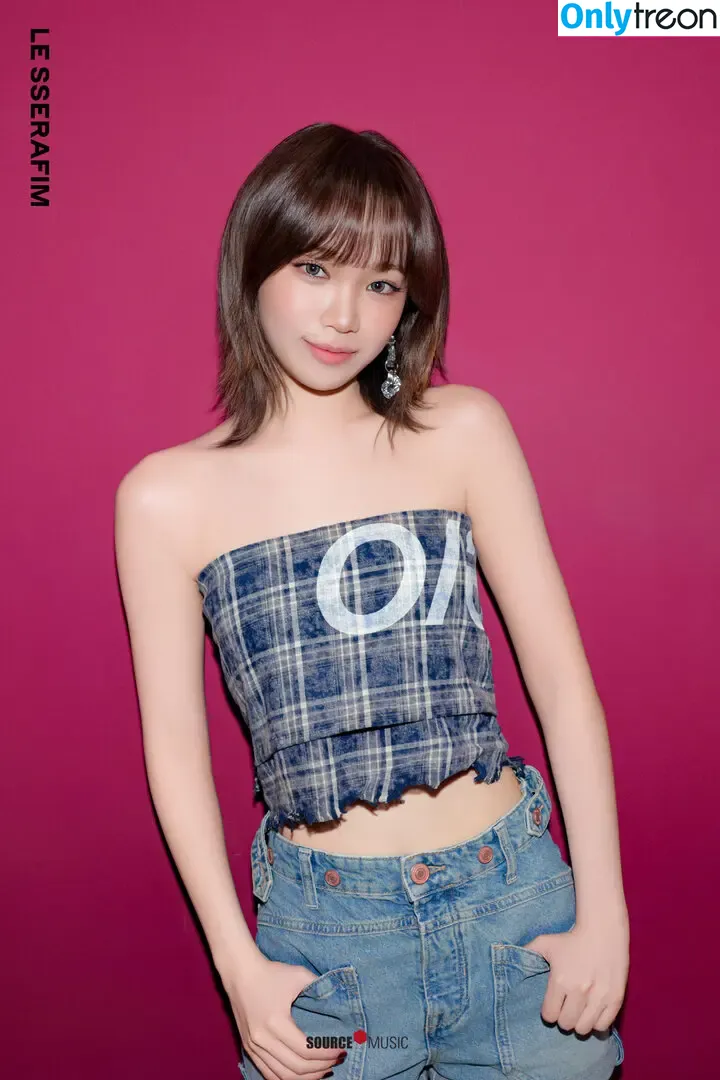 Kim Chaewon nude photo #0126 (_chaechae_1 / 김채원 Le Sserafim)