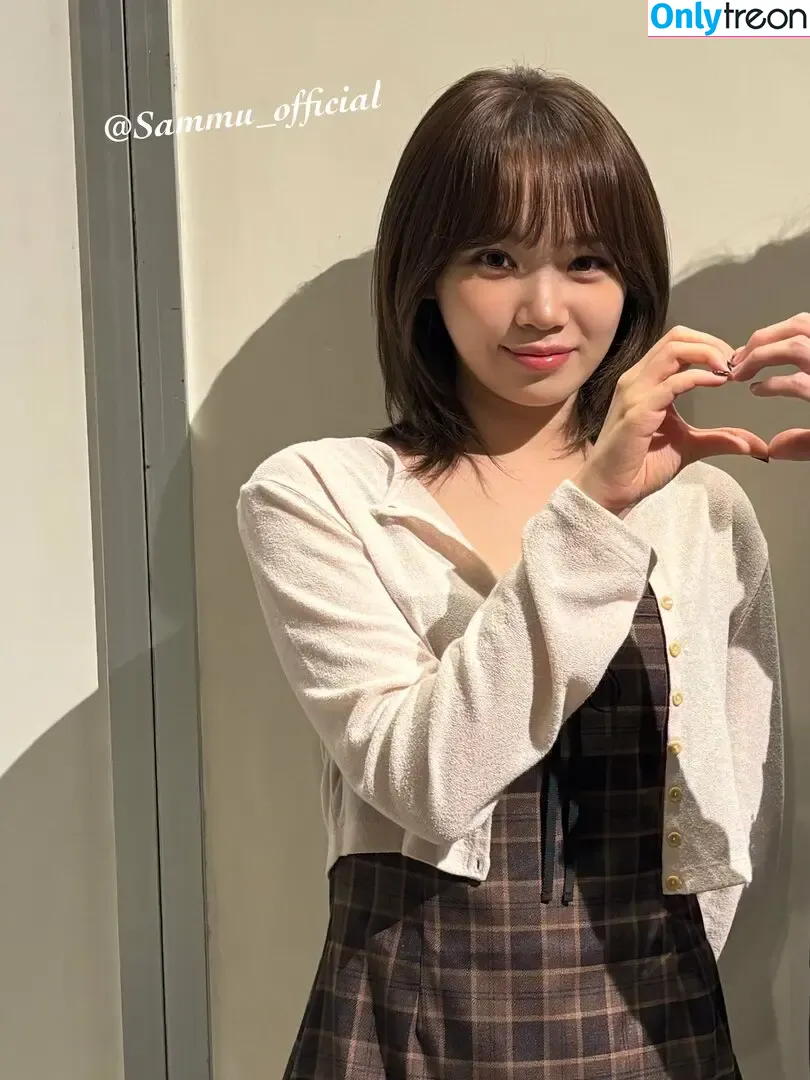 Kim Chaewon nude photo #0179 (_chaechae_1 / 김채원 Le Sserafim)