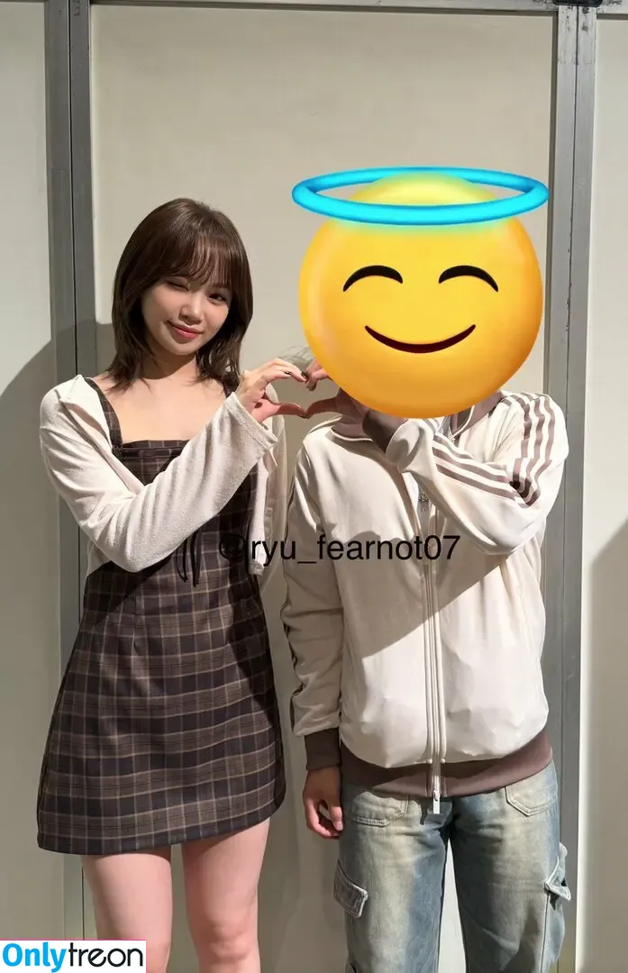 Kim Chaewon nude photo #0180 (_chaechae_1 / 김채원 Le Sserafim)