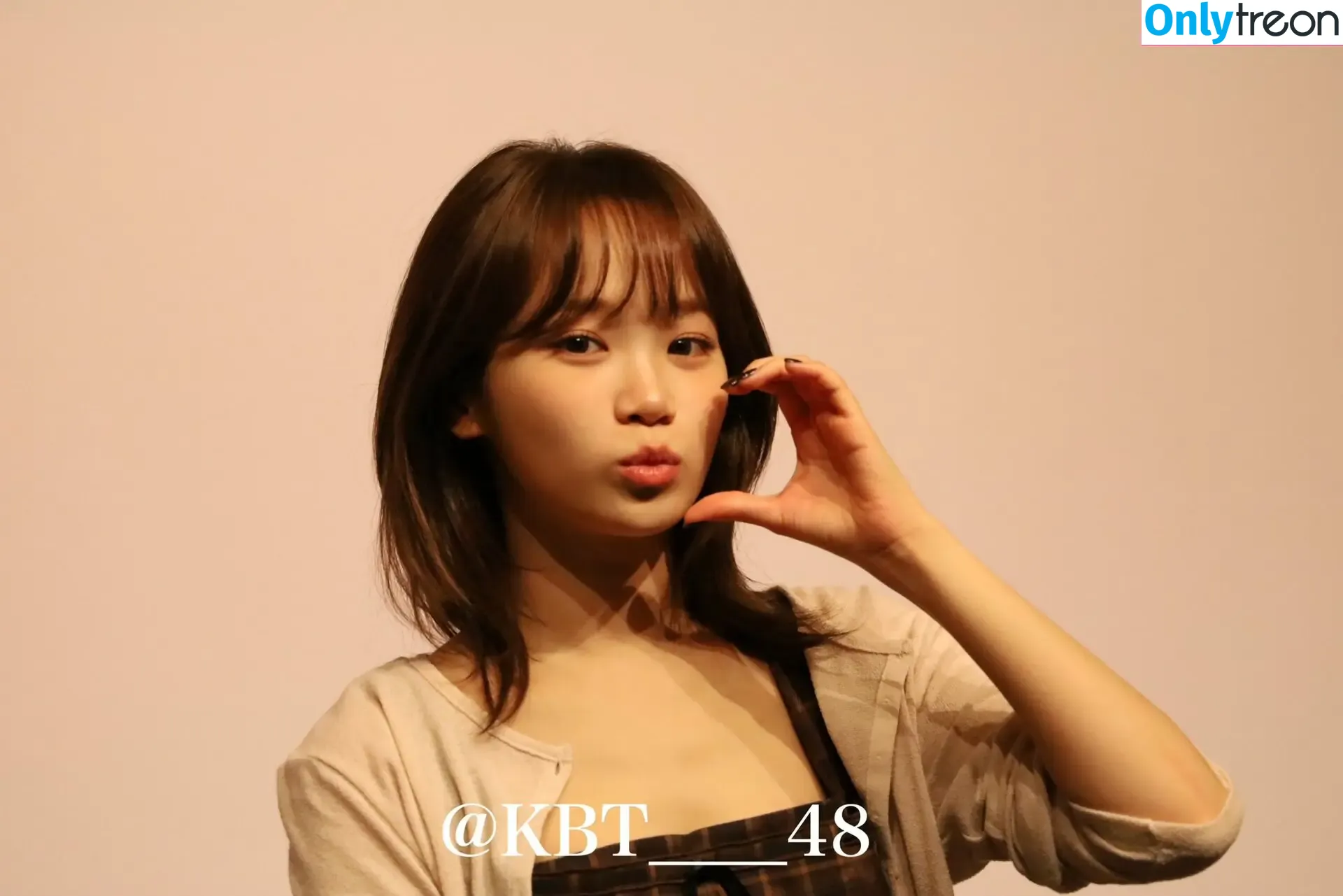 Kim Chaewon голая photo #0185 (_chaechae_1 / 김채원 Le Sserafim)