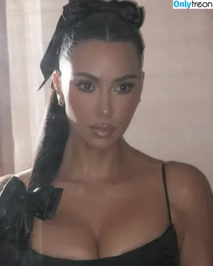 Kim Kardashian / KimKardashian / kimkadarshian nude photo #5449