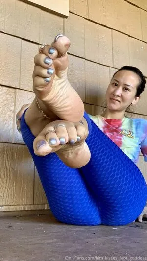 kim_kisses_foot_goddess / jenny_kimkwon nude photo #0051