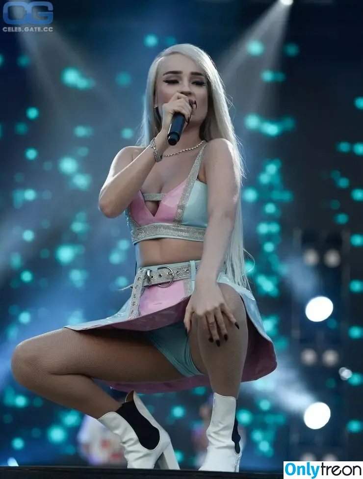 Kim Petras голая photo #0085 (kimpetras)