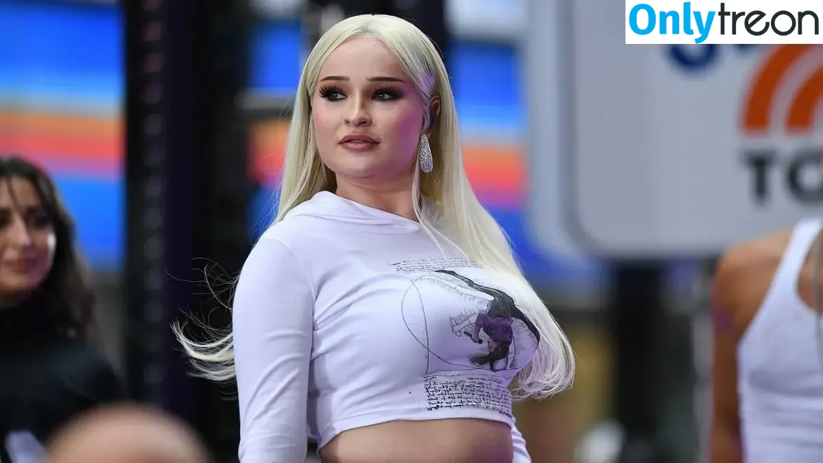 Kim Petras nude photo #0086 (kimpetras)