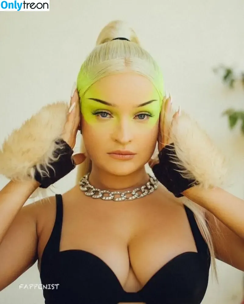 Kim Petras nude photo #0089 (kimpetras)